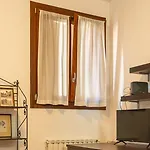 Mentana Flat, Centro Storico