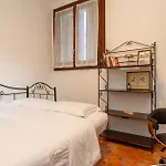 Mentana Flat, Centro Storico