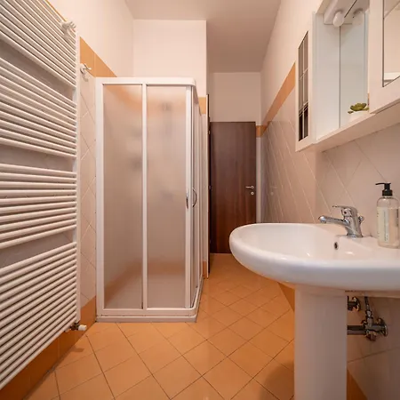 Δωμάτια σε οικογενειακή κατοικία Mentana Flat, Centro Storico