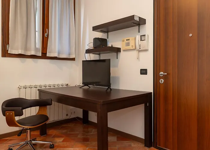 Mentana Flat, Centro Storico