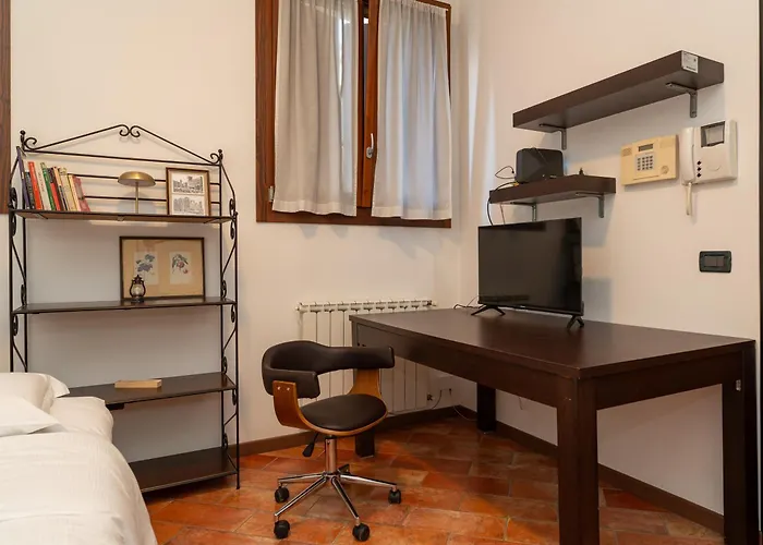Mentana Flat, Centro Storico Privatunterkunft Ferrara